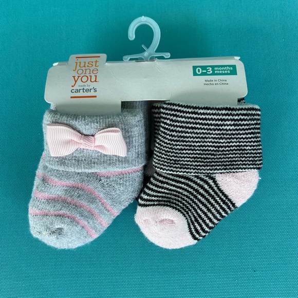 Baby Girl Newborn Gift Set - Picture 2 of 3